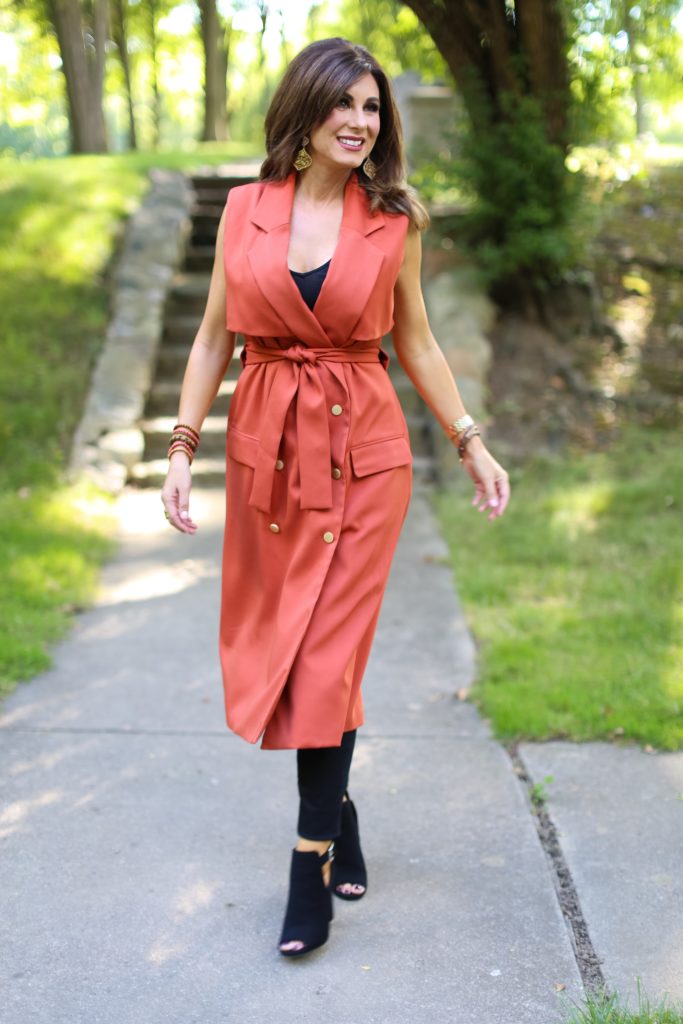 Tracy Hensel - Sleeveless Trench is Perfect for Transitioning to Fall ...